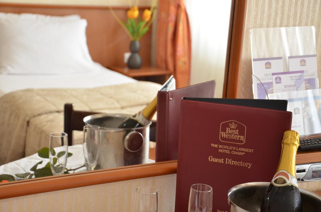 Hotel Bellevue スコピエ 部屋 写真