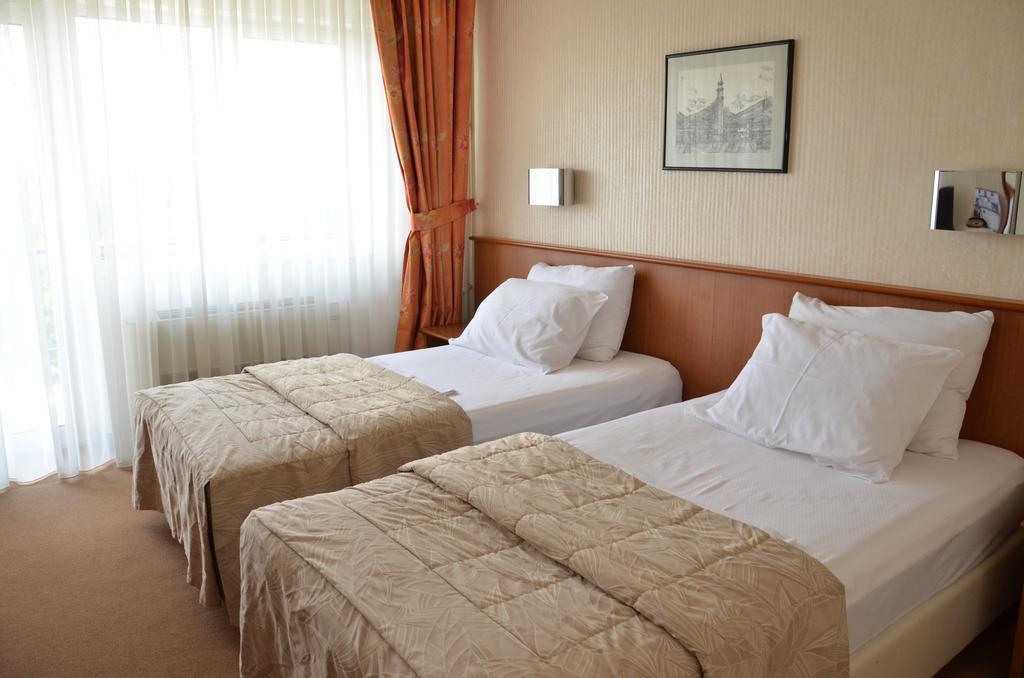 Hotel Bellevue スコピエ 部屋 写真