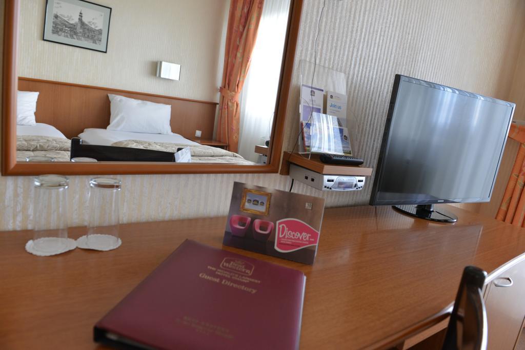 Hotel Bellevue スコピエ 部屋 写真
