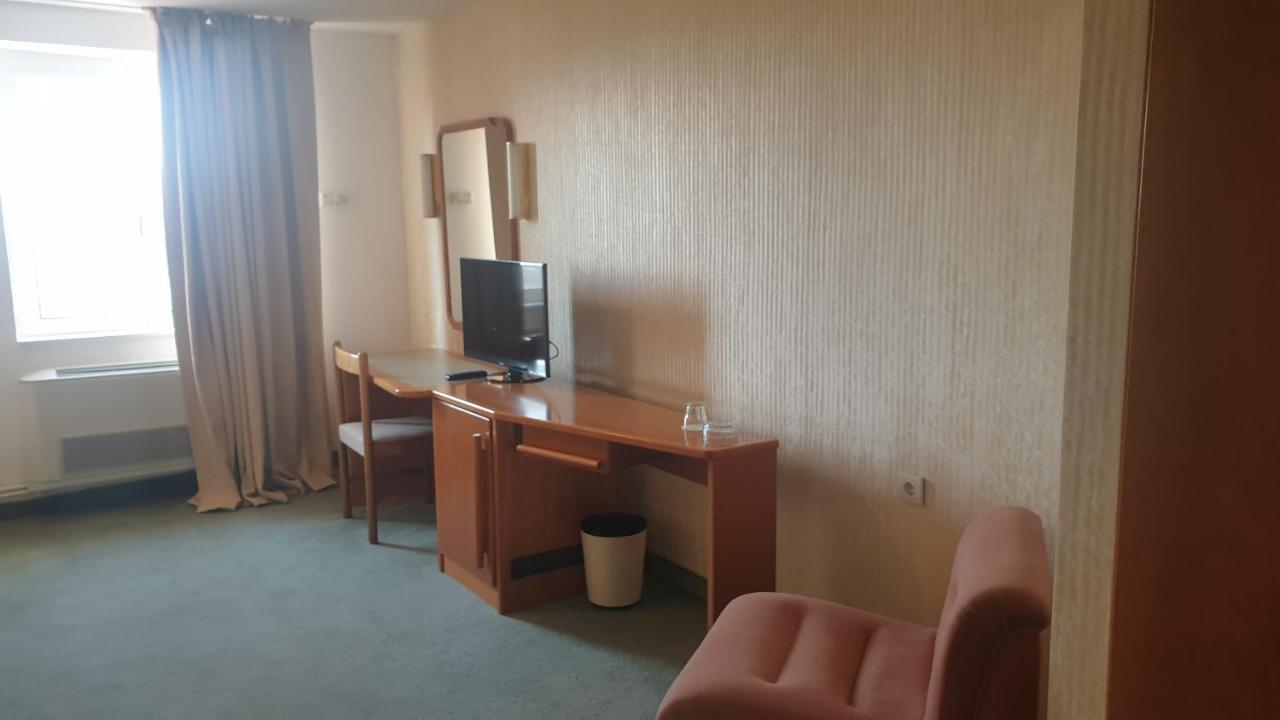 Hotel Bellevue スコピエ エクステリア 写真